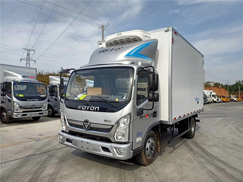 國(guó)六福田奧鈴CTS寬體冷藏車